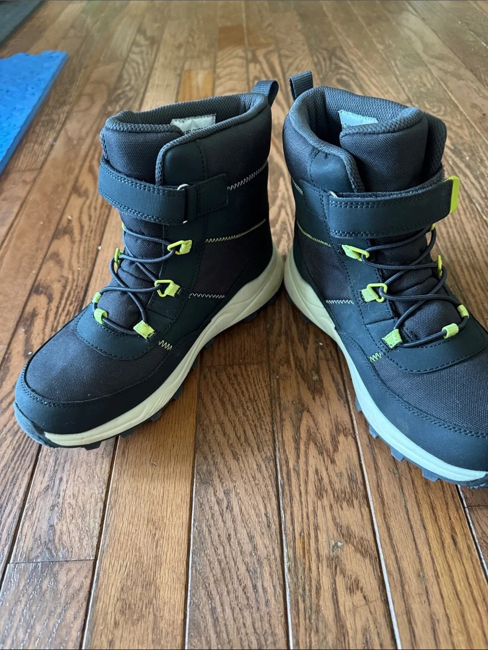 Cat and Jack Thermolite Boots